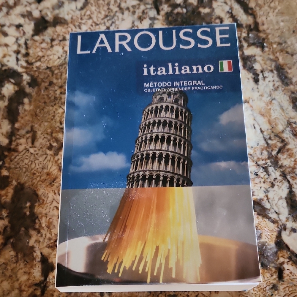 Larousse Italiano Language Book, New Never Used With CD.